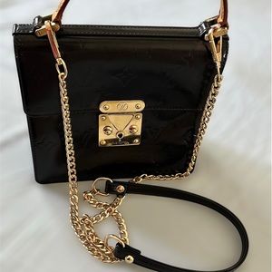 ❌SOLD❌ Louis Vuitton Spring street purse